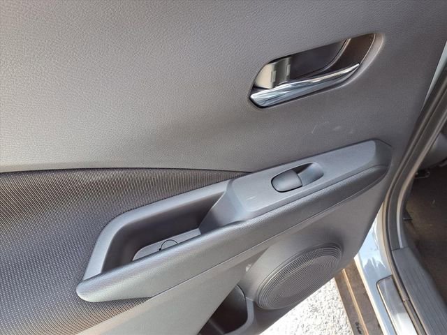 Used 2024 Nissan Kicks SV w/ Exterior Package FWD image 18