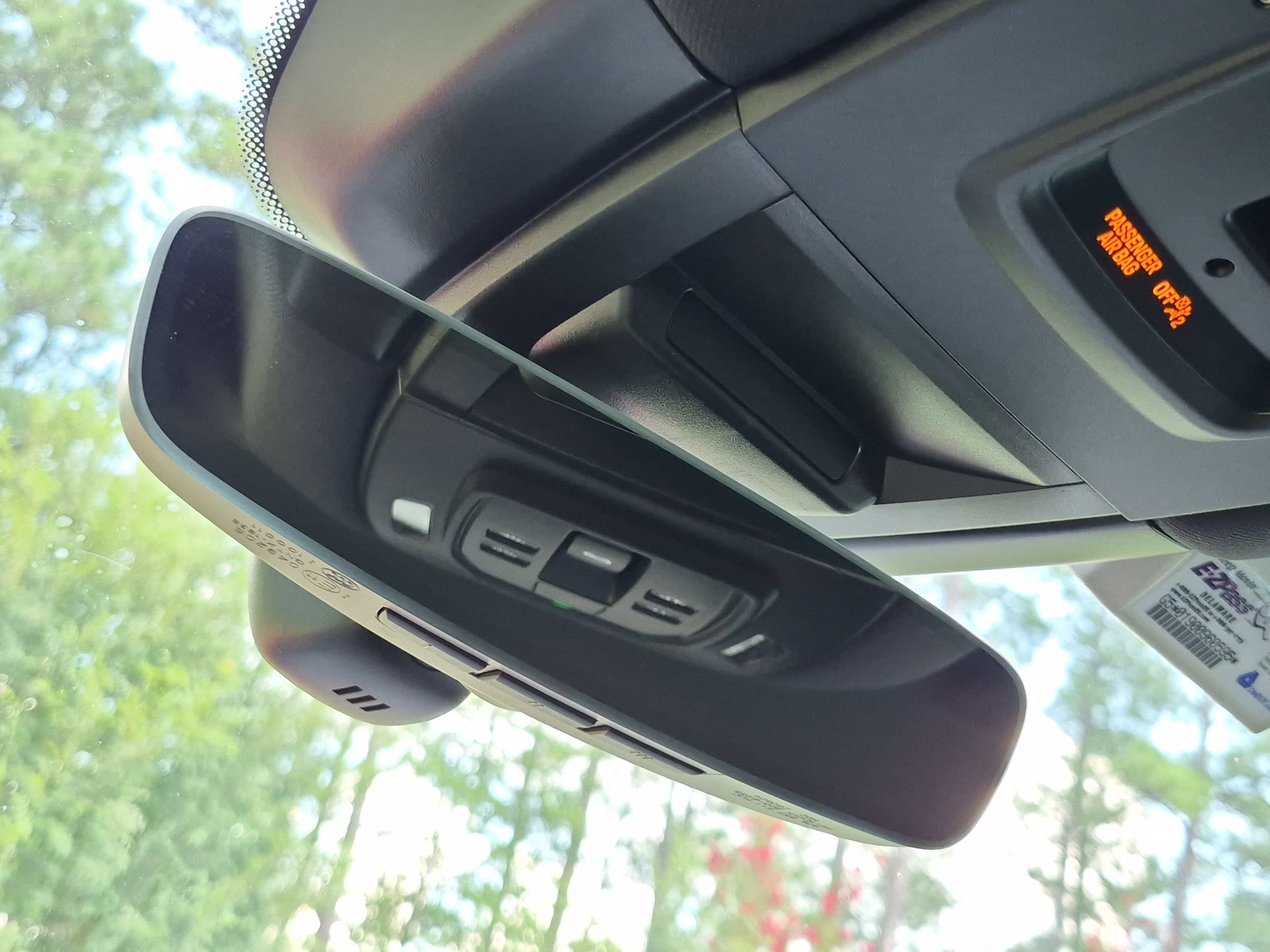 Certified 2025 Porsche Cayenne AWD/4WD image 17