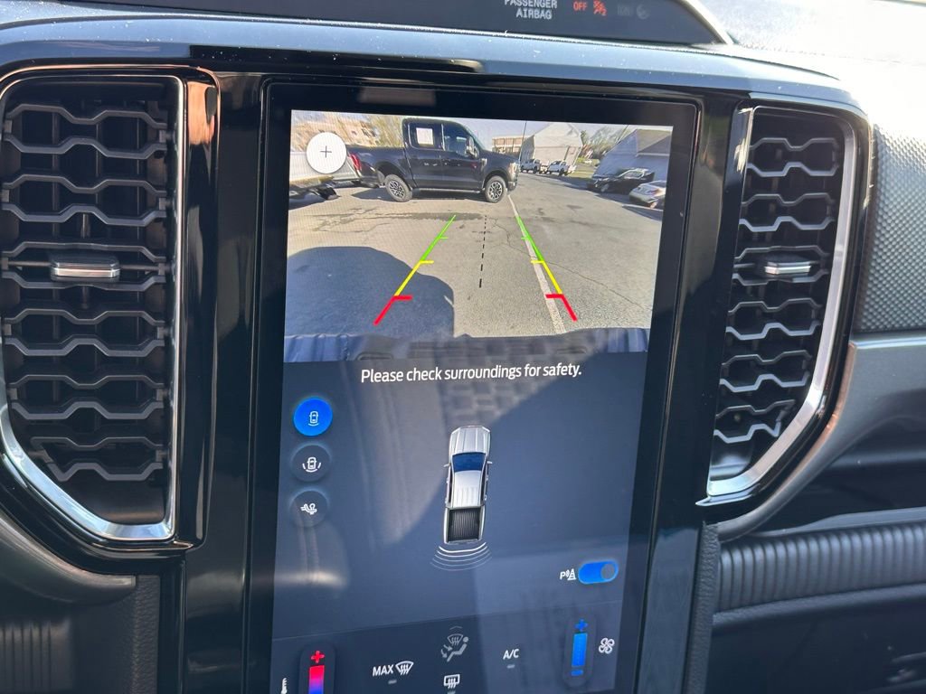 Used 2024 Ford Ranger XLT w/ FX4 Off-Road Package image 5