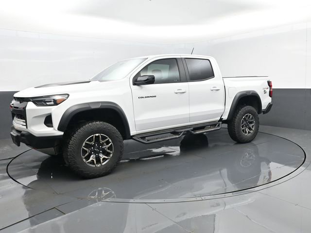 Used 2023 Chevrolet Colorado ZR2 image 2