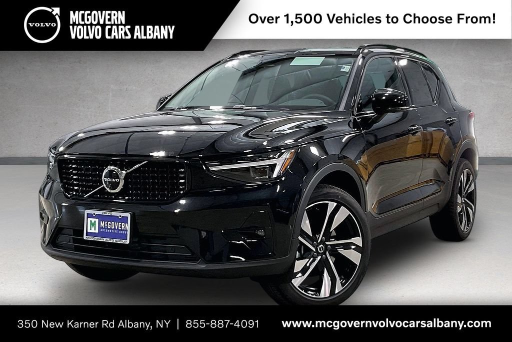 New 2026 Volvo XC40 B5 Ultra w/ Protection Package Premier AWD/4WD image 1