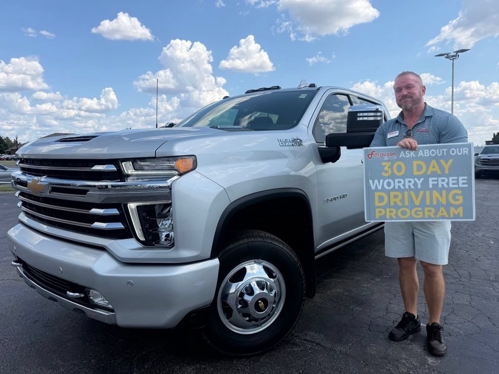 Used 2022 Chevrolet Silverado 3500 High Country AWD/4WD image 1