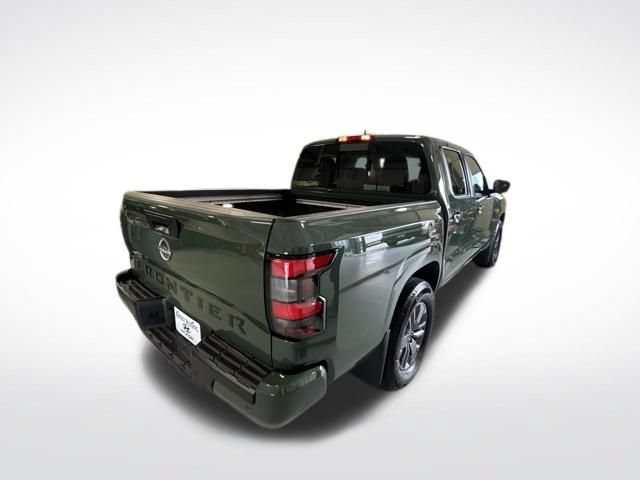 Used 2025 Nissan Frontier SV w/ SV Convenience Package RWD image 3