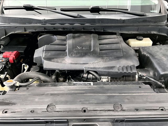 Used 2021 Nissan Titan SV w/ SV Convenience Package RWD image 11