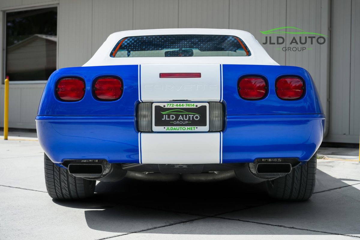 Used 1996 Chevrolet Corvette Convertible Grand Sport image 10