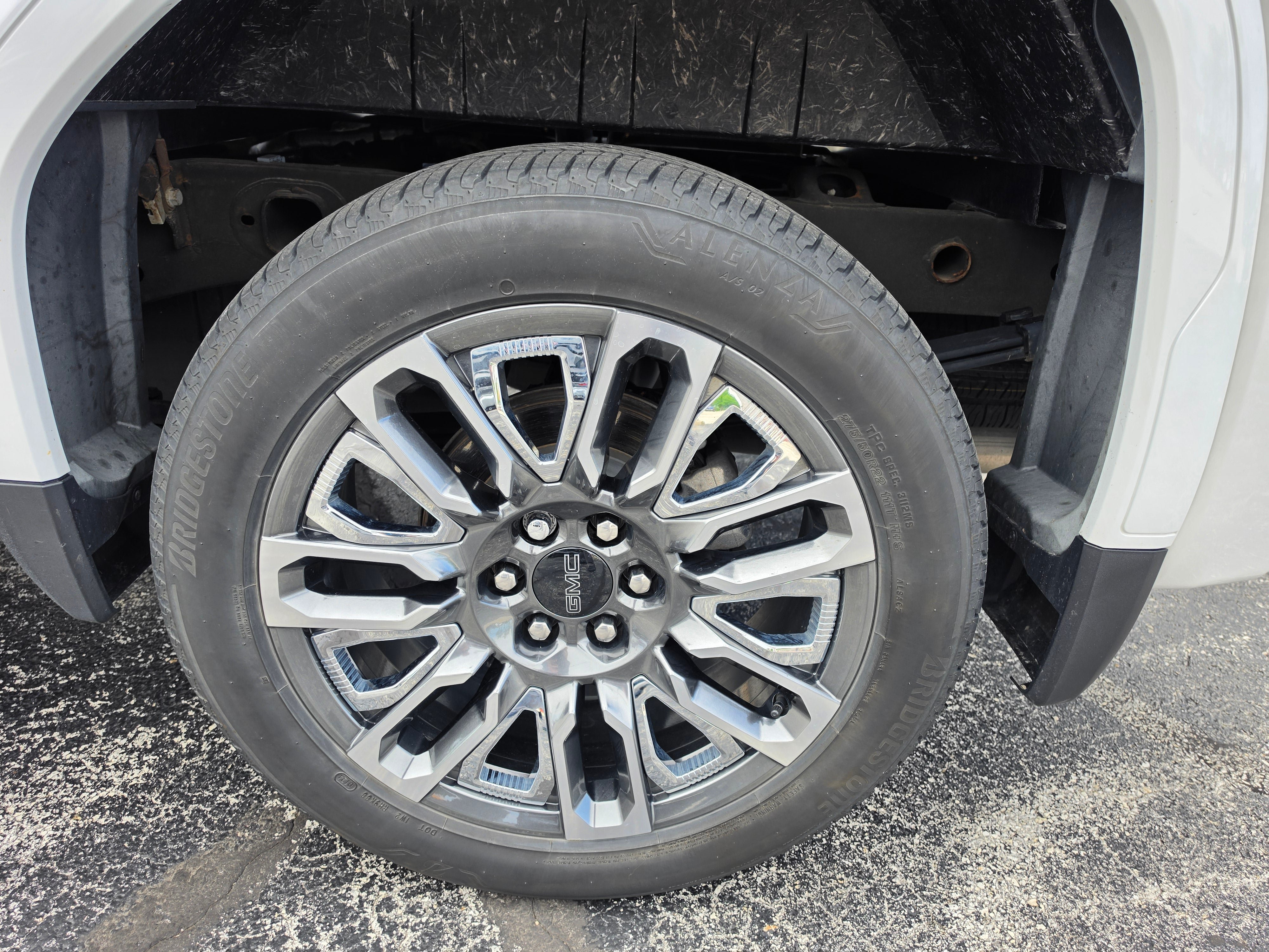 Used 2024 GMC Sierra 1500 Denali Ultimate AWD/4WD image 13