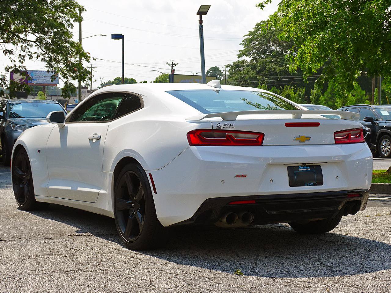 Used 2017 Chevrolet Camaro SS Coupe w/ 2SS RWD image 14