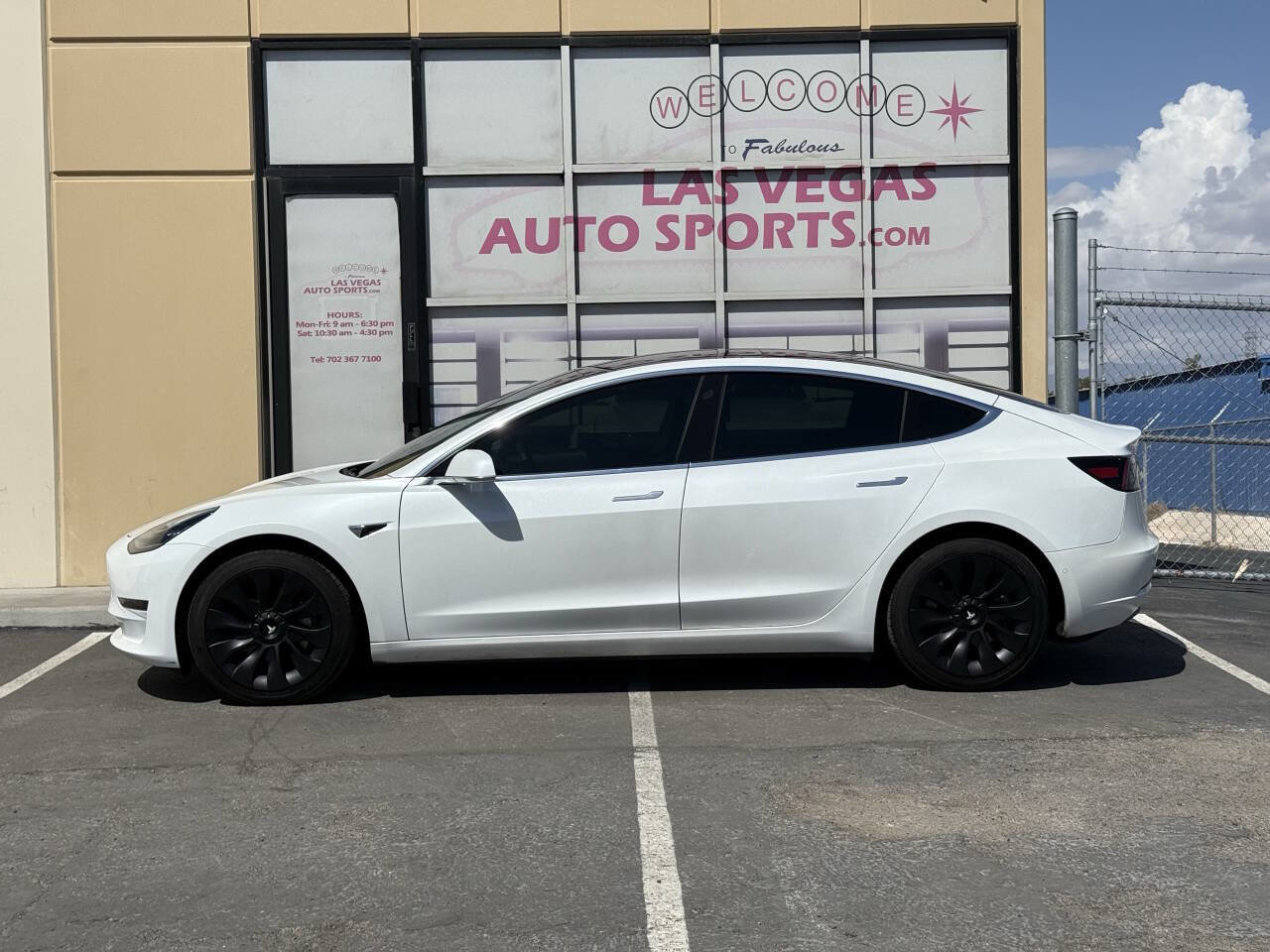 Used 2020 Tesla Model 3 Standard Range Plus image 6
