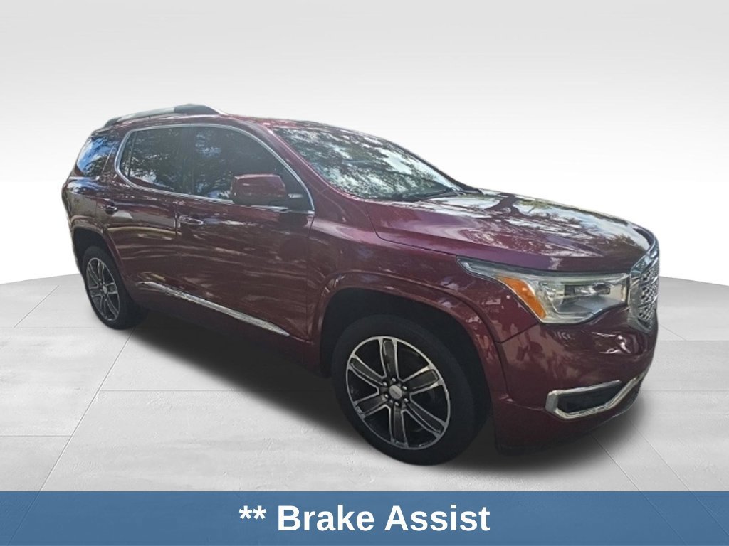 Used 2017 GMC Acadia Denali w/ Technology Package FWD image 8