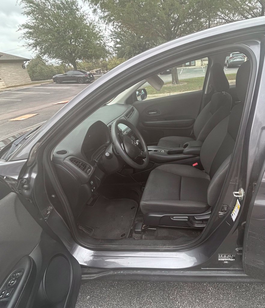 Certified 2019 Honda HR-V LX image 14