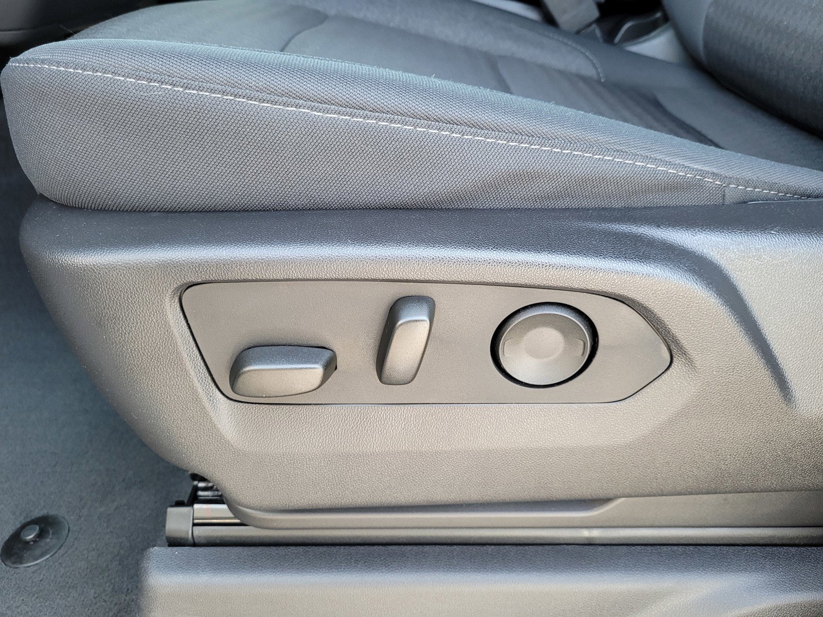 Used 2024 Chevrolet Silverado 1500 Custom Trail Boss image 11