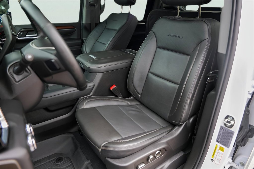 Used 2024 GMC Sierra 2500 Denali w/ Denali Reserve Package image 10