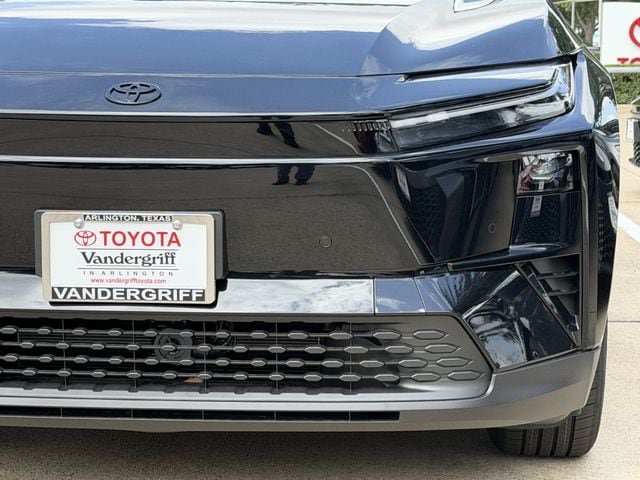 New 2026 Toyota C-HR AWD/4WD image 9