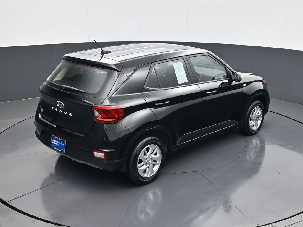 Certified 2026 Hyundai Venue SE image 17