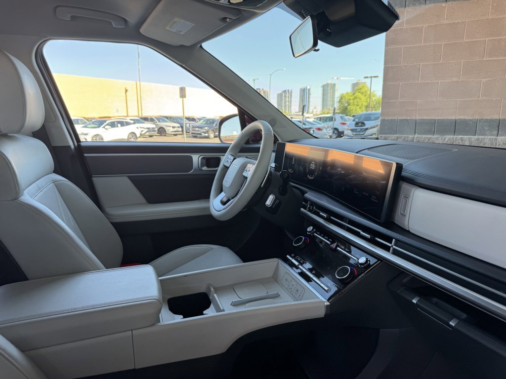 Used 2024 Hyundai Santa Fe SEL image 42