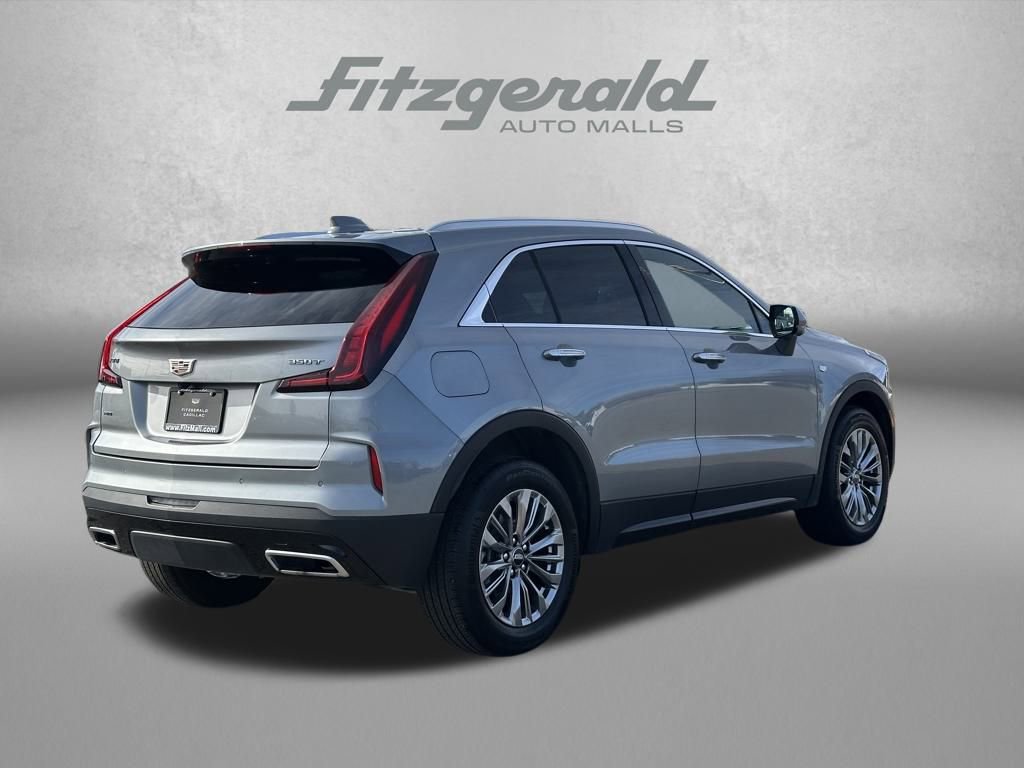 Certified 2025 Cadillac XT4 Premium Luxury image 5