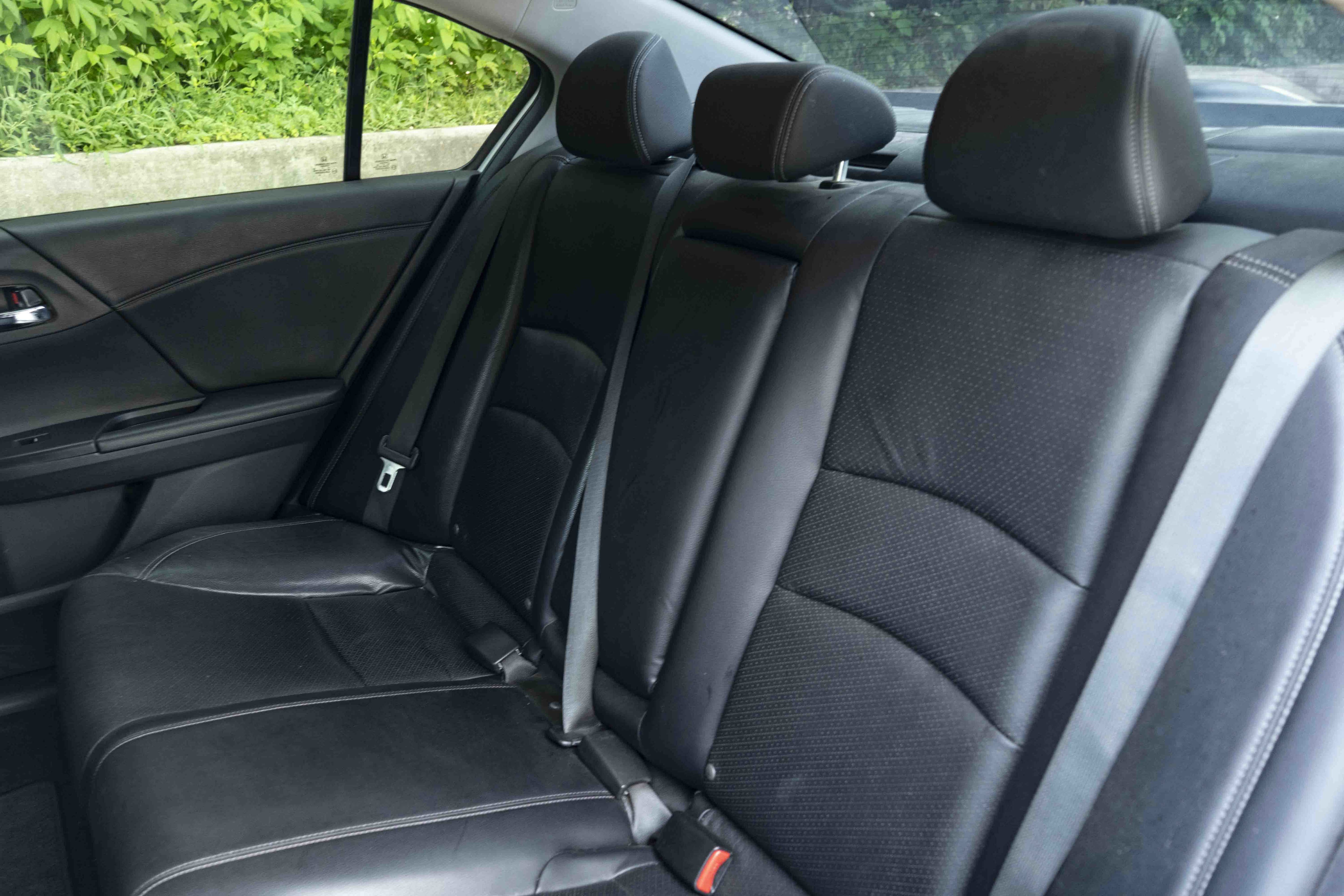 Used 2015 Honda Accord EX-L image 18