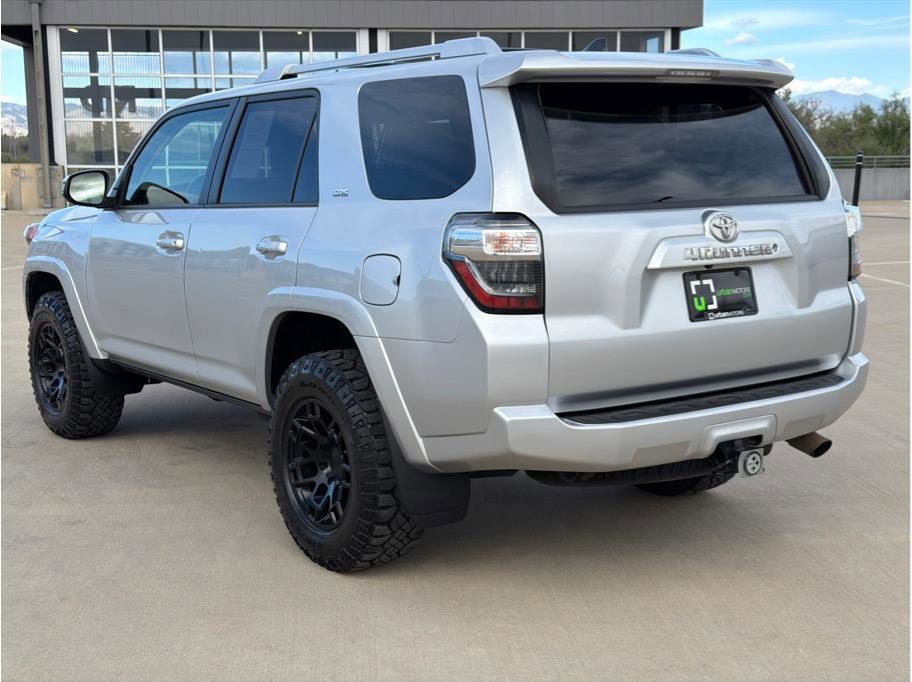 Used 2017 Toyota 4Runner SR5 image 6