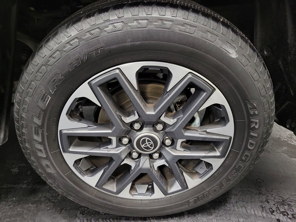 Used 2023 Toyota Tundra Limited image 10