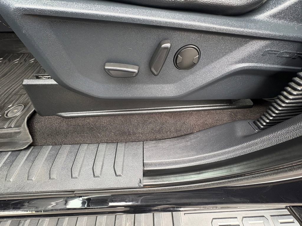 Certified 2022 Ford F150 XLT w/ Equipment Group 302A High image 11