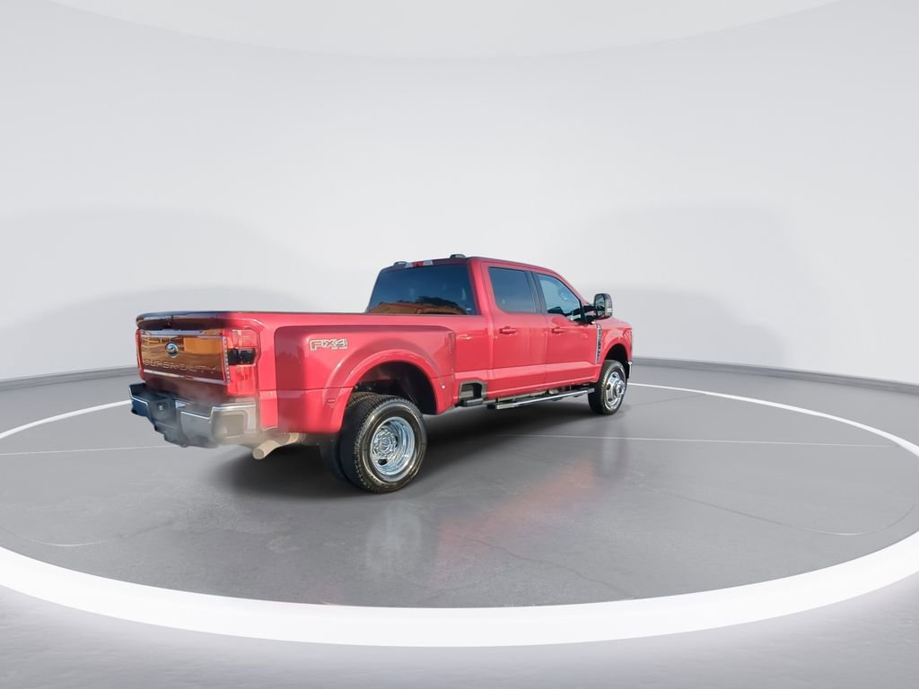 Used 2026 Ford F350 XLT w/ XLT Premium Package image 8