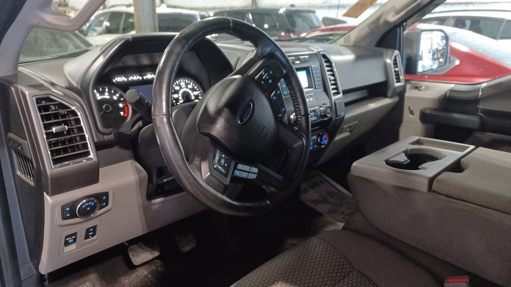 Used 2016 Ford F150 XLT w/ Equipment Group 301A Mid image 4