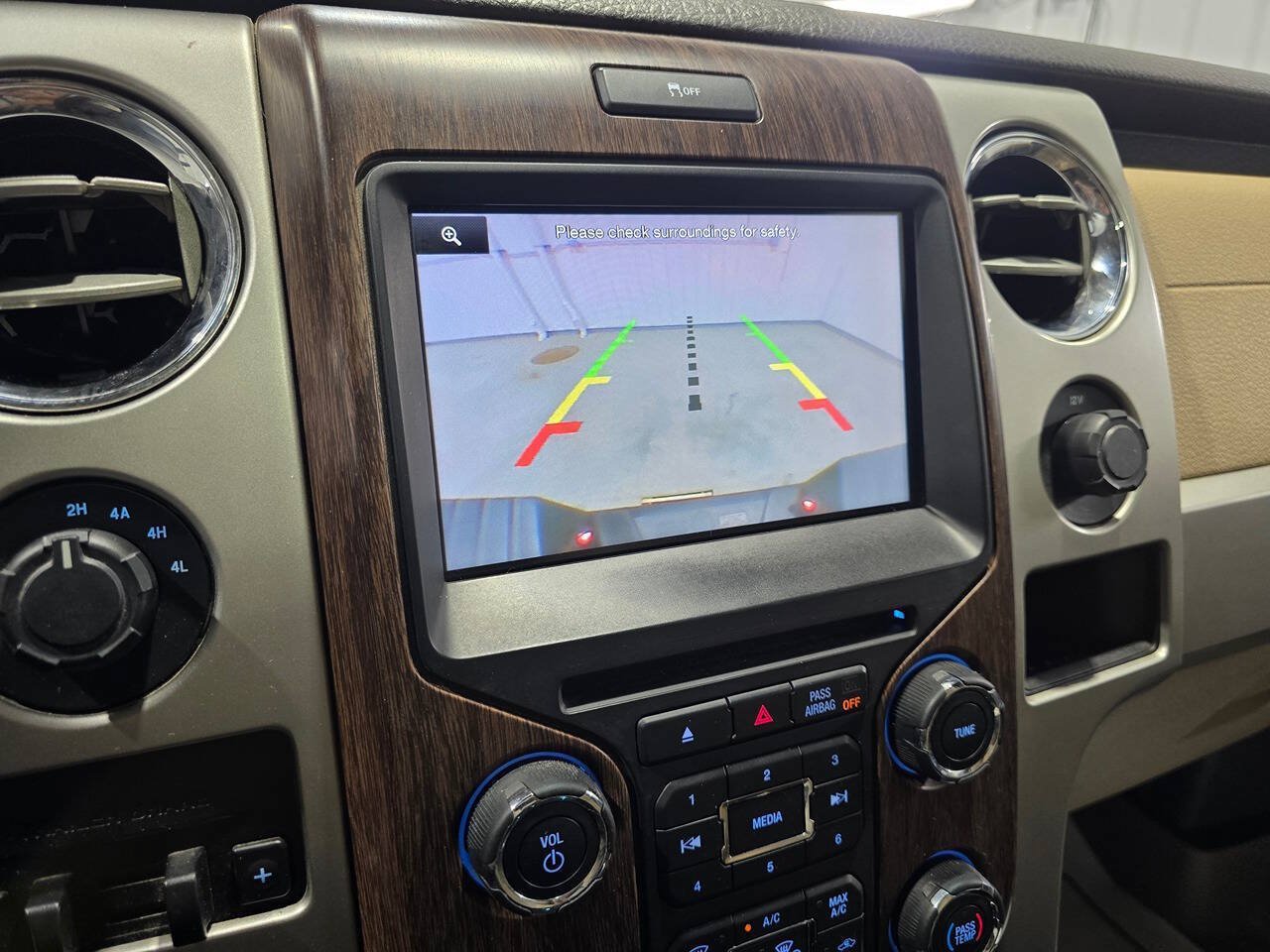 Used 2013 Ford F150 Lariat w/ Luxury Equipment Group AWD/4WD image 16