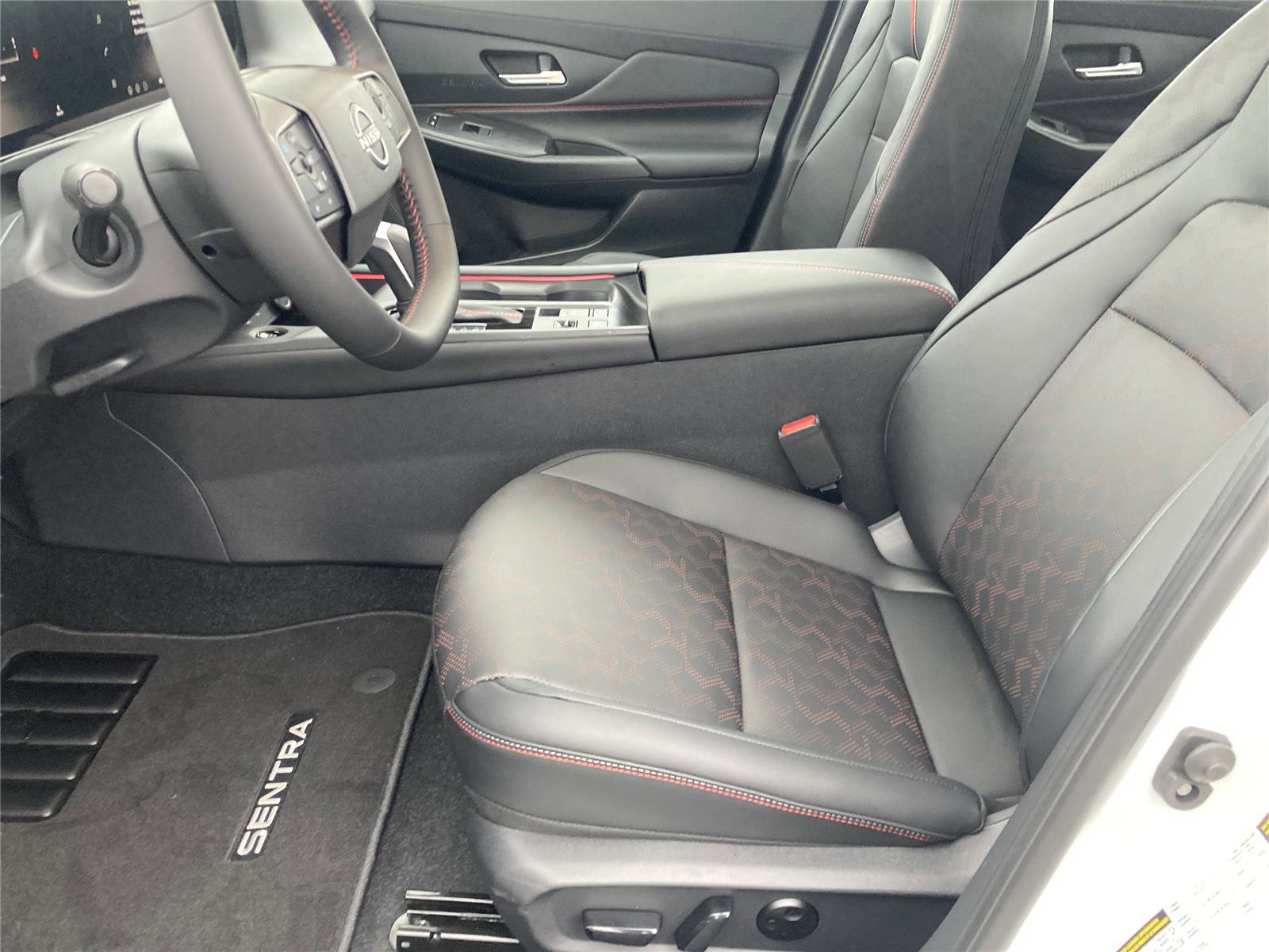 New 2026 Nissan Sentra SR w/ SR Premium Package image 27