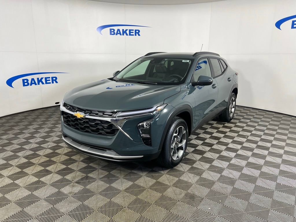New 2026 Chevrolet Trax LT w/ LT Convenience Package FWD image 1