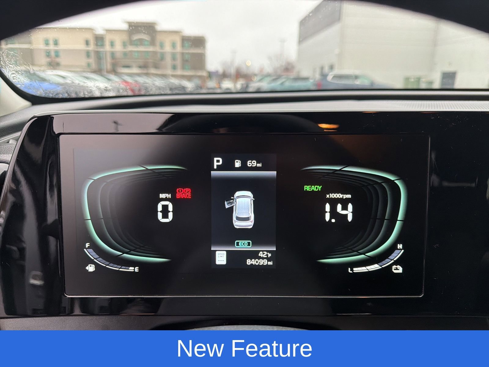 Used 2023 Kia Sportage LX image 12