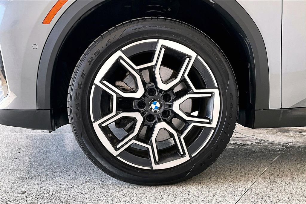 Used 2025 BMW X2 xDrive28i image 11