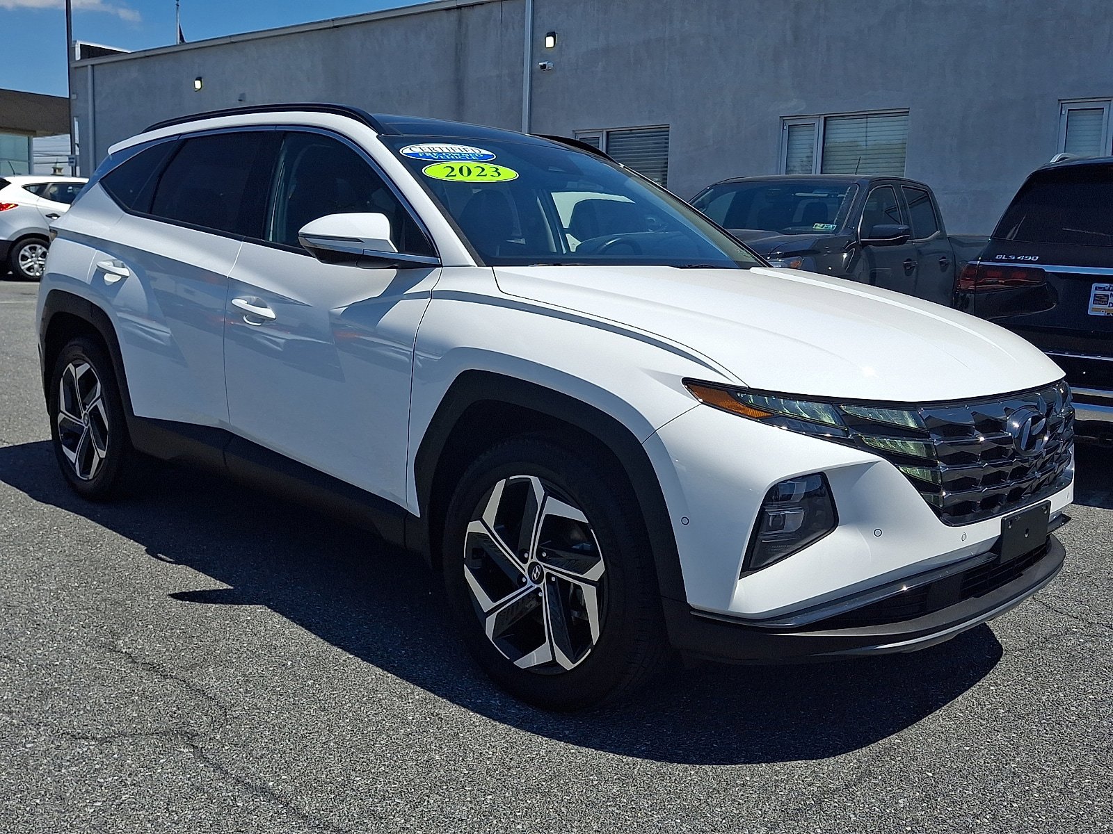 Certified 2023 Hyundai Tucson Limited AWD/4WD image 3