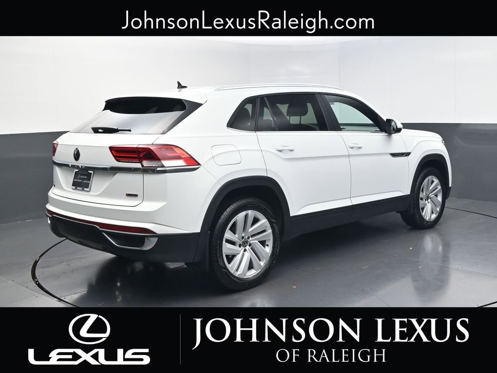 Used 2023 Volkswagen Atlas Cross Sport SE image 9