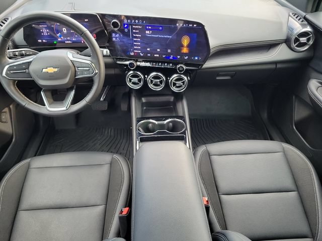 Used 2024 Chevrolet Blazer EV LT AWD/4WD image 11