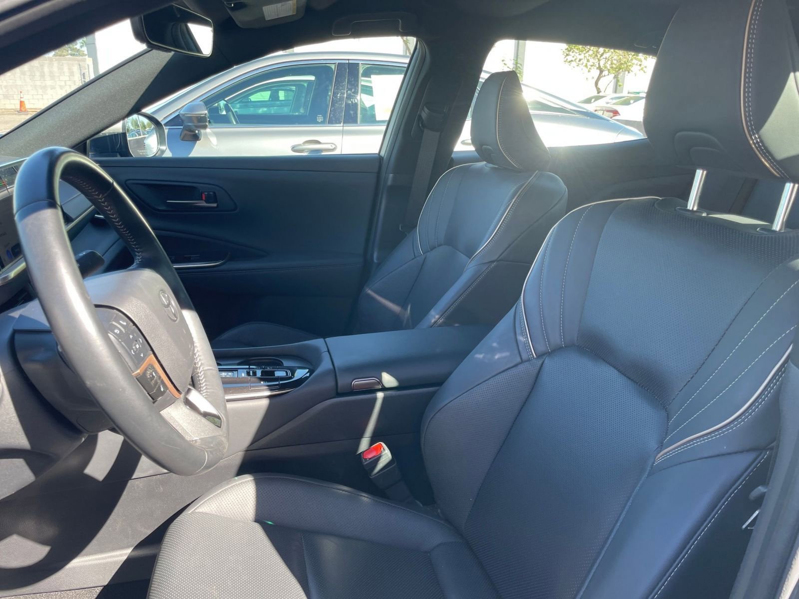 Used 2025 Toyota Crown XLE image 36