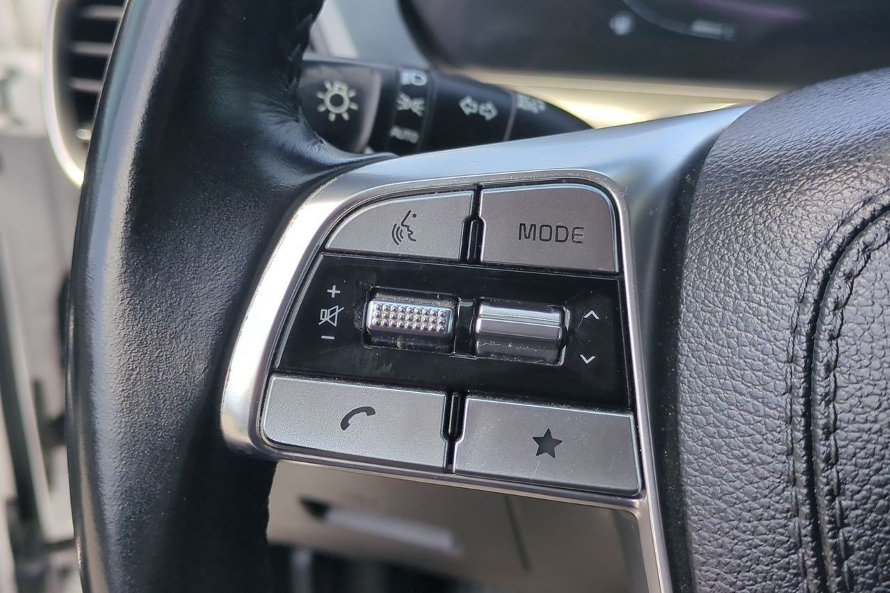 Certified 2023 Kia Telluride S FWD image 12