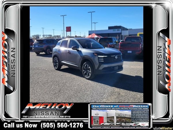 Used 2025 Nissan Kicks SV image 4