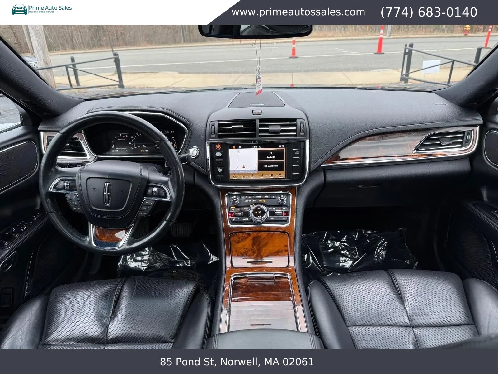 Used 2017 Lincoln Continental Select w/ Climate Package image 15