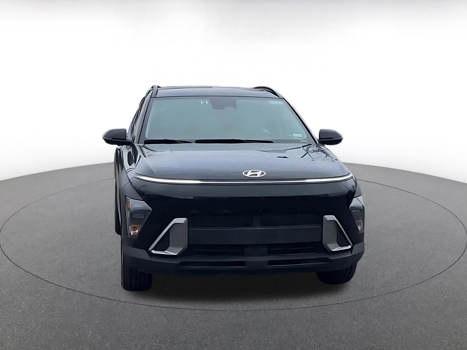 Used 2025 Hyundai Kona SEL AWD/4WD image 4