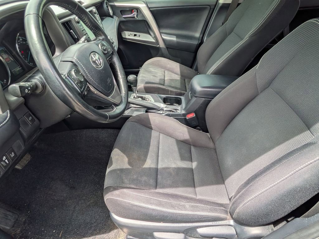 Used 2017 Toyota RAV4 XLE image 16