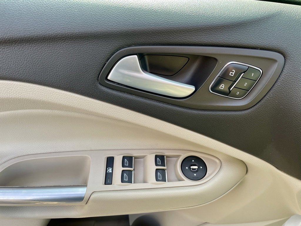 Used 2014 Ford Escape Titanium w/ Equipment Group 401A image 22