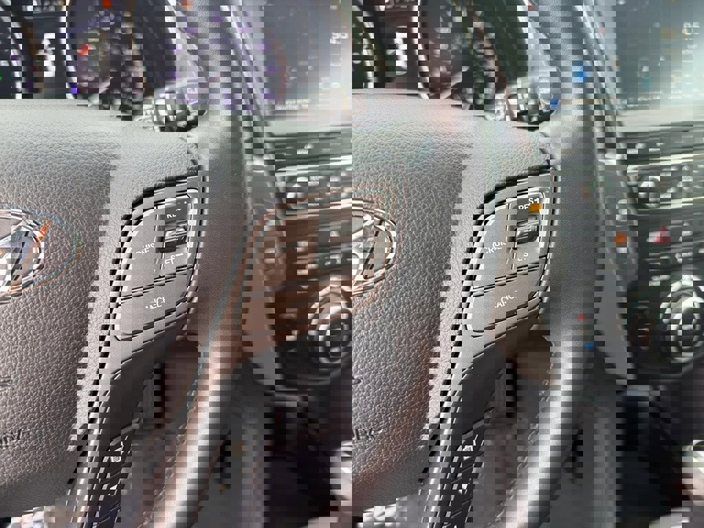 Used 2017 Hyundai Santa Fe Sport image 22