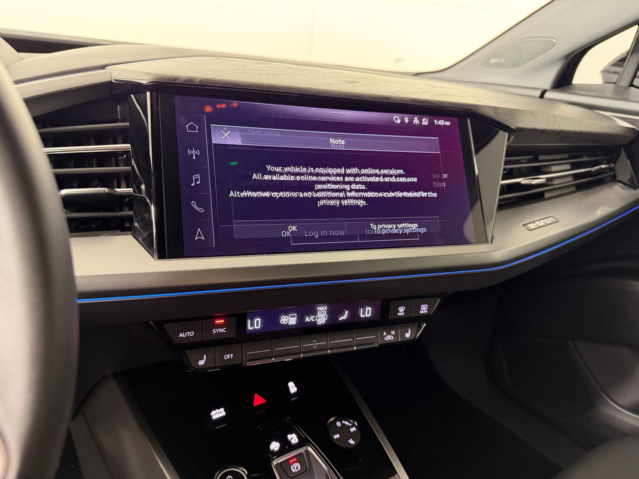 Used 2025 Audi Q4 e-tron Premium Plus image 24