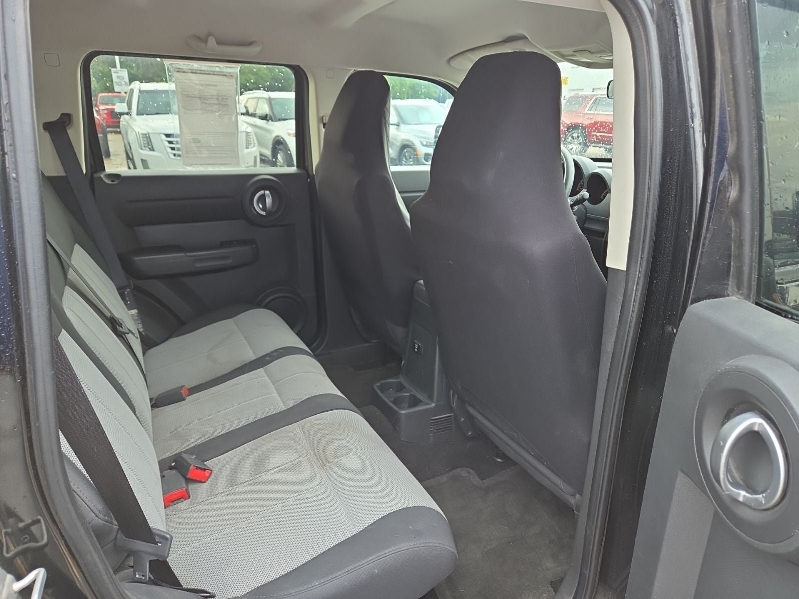 Used 2007 Dodge Nitro SXT RWD image 12