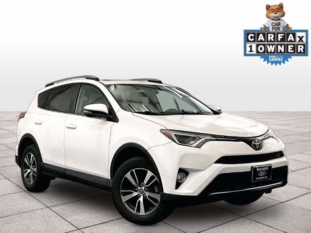 Used 2018 Toyota RAV4 XLE w/ Plus Extra Value Package AWD/4WD image 2