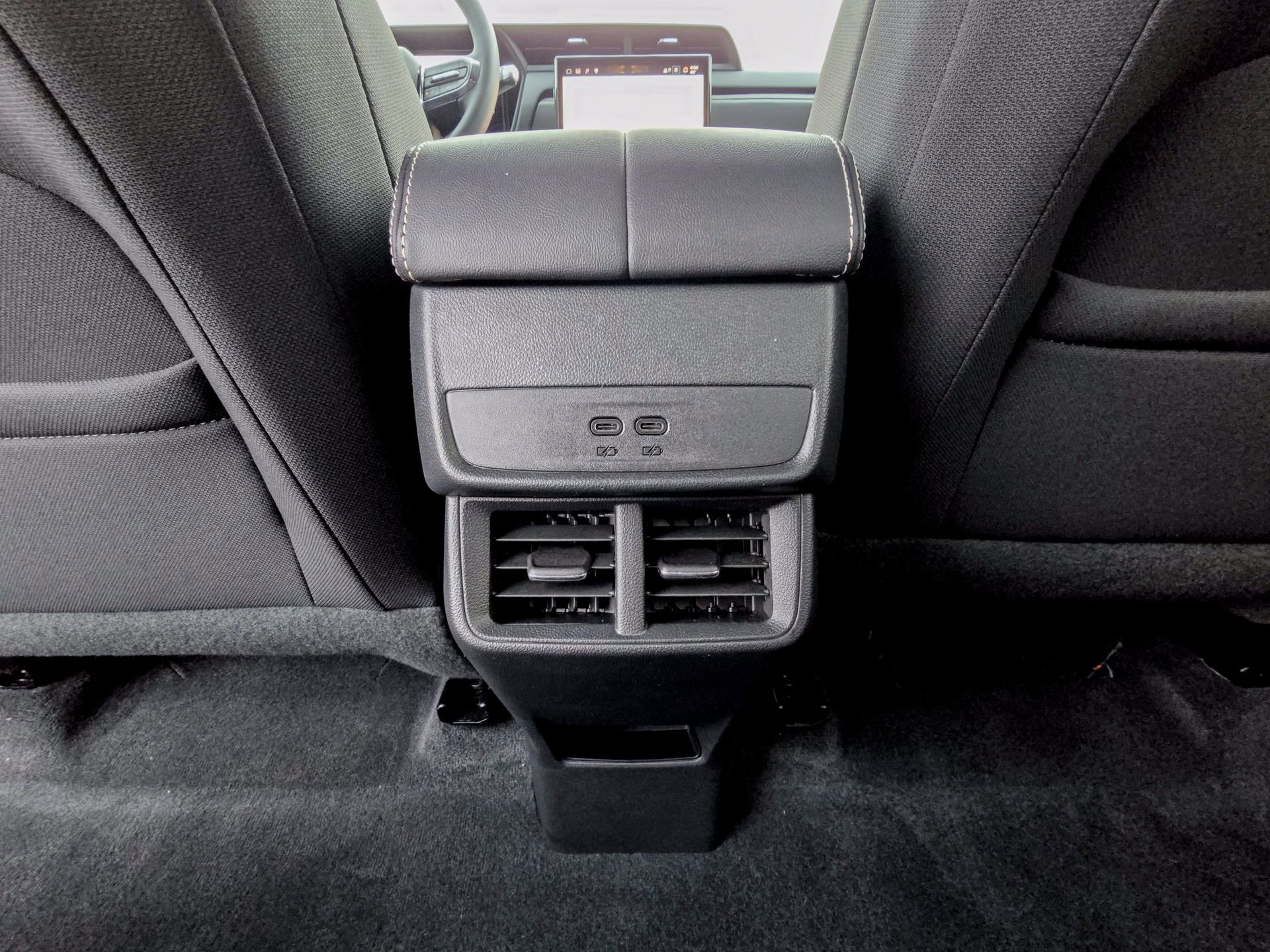 Used 2026 GMC Terrain Elevation image 18