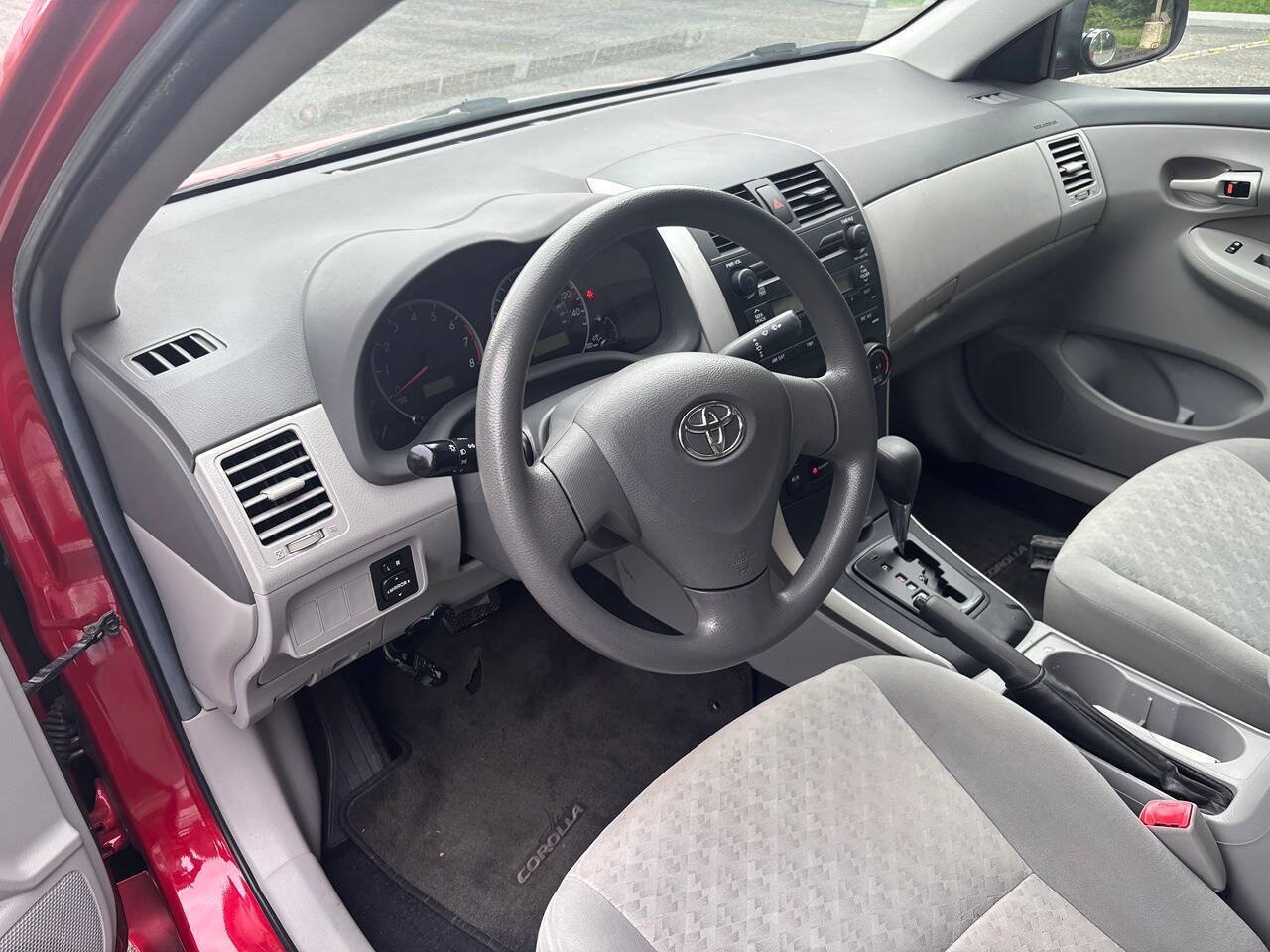Used 2009 Toyota Corolla LE FWD image 16