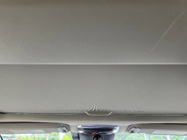 Used 2024 Toyota Prius Prime Premium w/ Advanced Technology Package FWD image 31