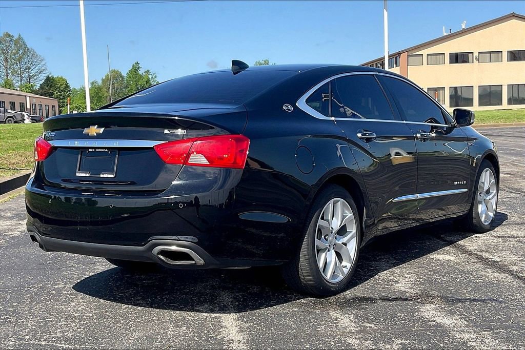 Used 2018 Chevrolet Impala Premier FWD image 2