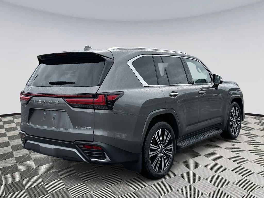 Used 2026 Lexus LX 600 4WD w/ Accessory Package (2T) image 2